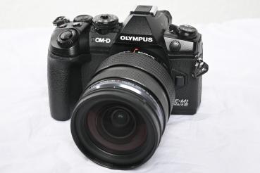Olympus OM-D E-M1 Mark III + 12-40mm F2.8 -Gebrauchtartikel-